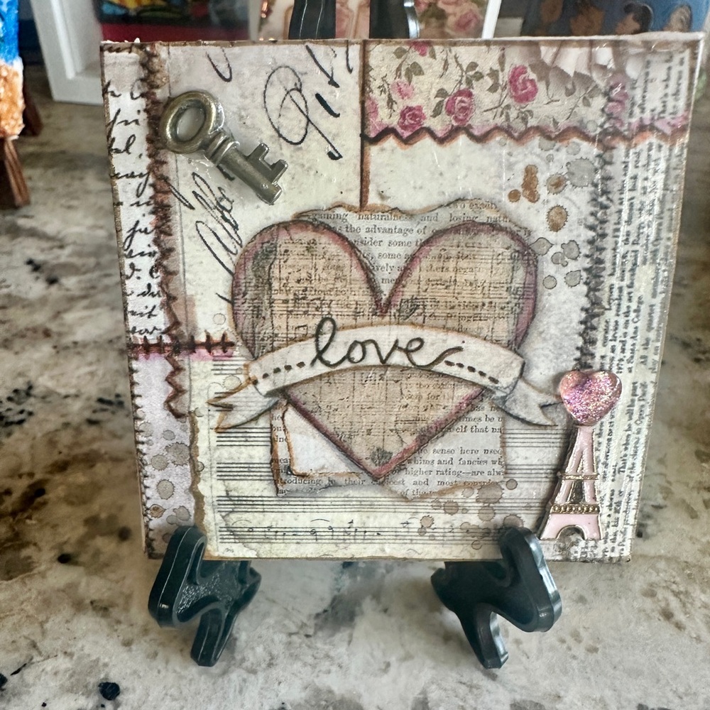 Handmade Love Heart Mixed Media Art Decor Mini Canvas with Easel. NEW